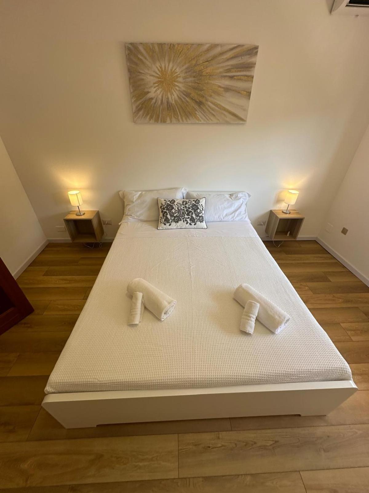 We Home Taormina Center With Parking Buitenkant foto