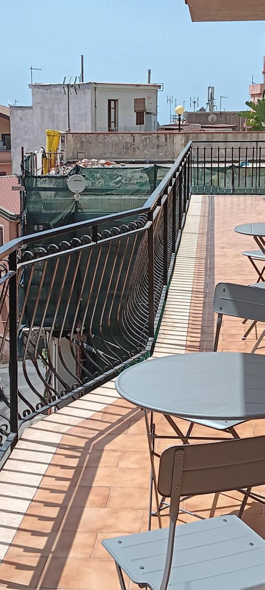 We Home Taormina Center With Parking Buitenkant foto